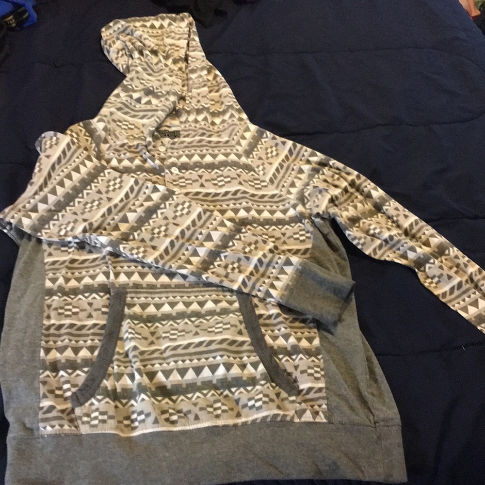 Native print hoodie